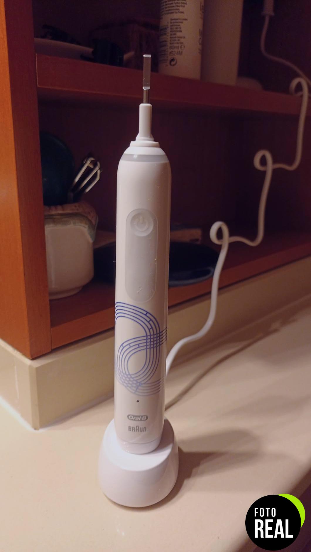 cepillo-electrico-oralb-io2-negro-braun-foto-2