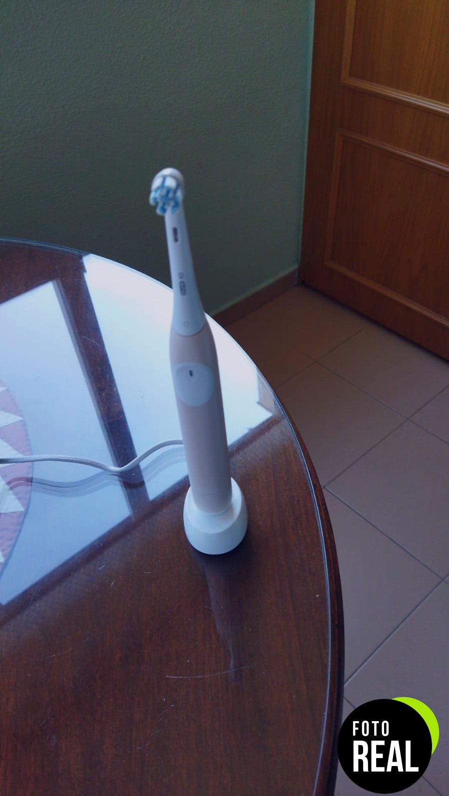 cepillo-electrico-oralb-io2-negro-braun-foto-3