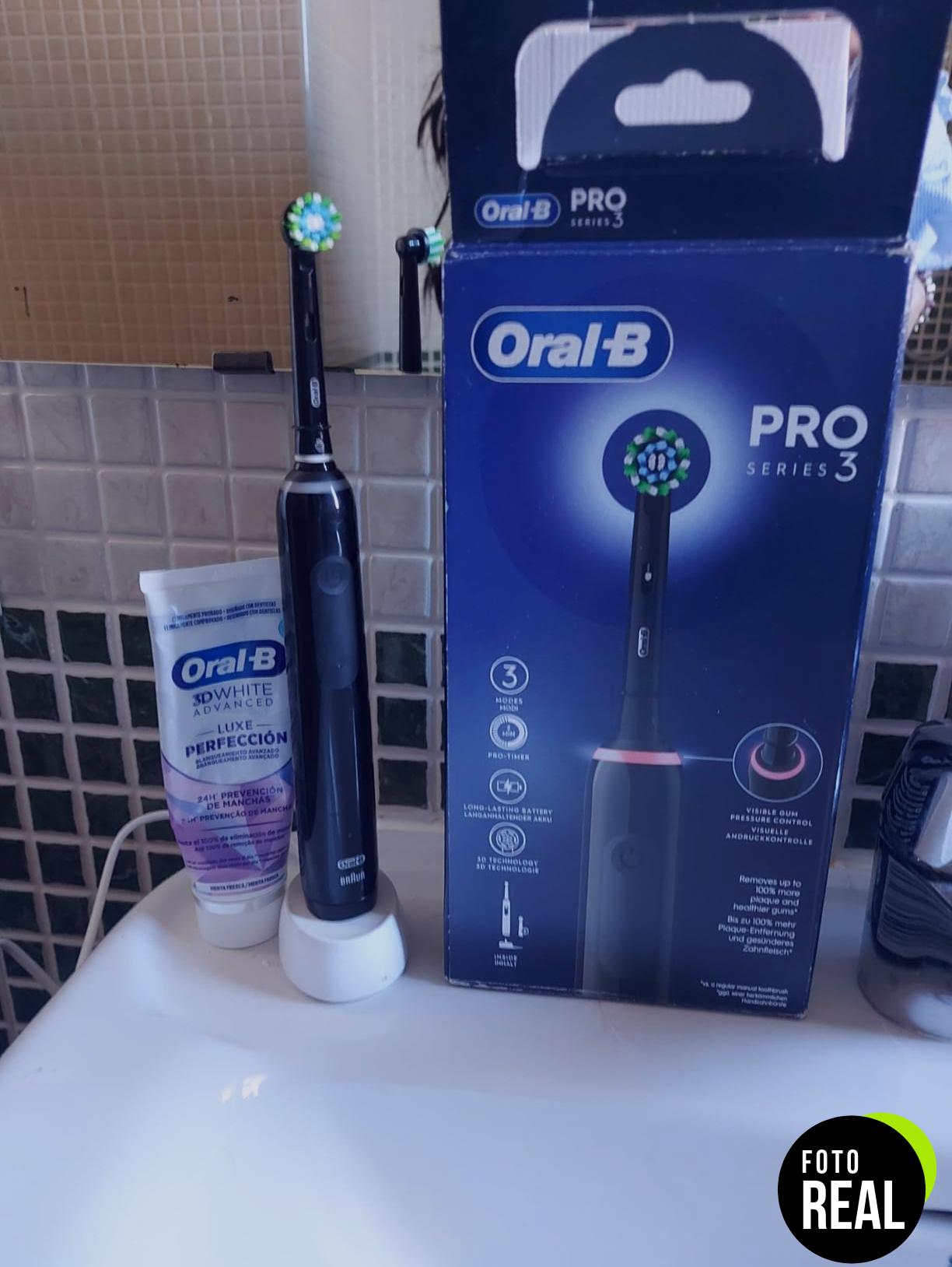 cepillo-electrico-oralb-pro3-negro-2-cabezales-foto-2