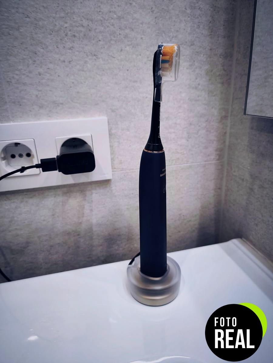 philips-sonicare-cepillo-electrico-9900-diamondclean-hx9992-45-foto-3